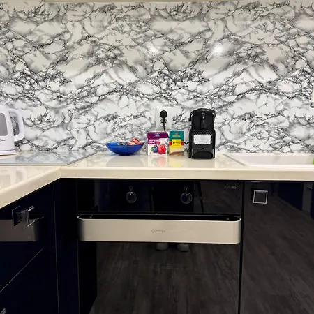 Apartment Spot Warna