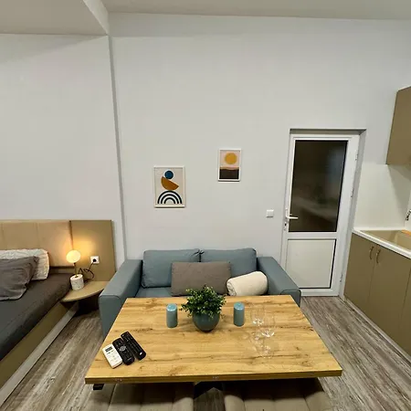 Spot Apartment Warna